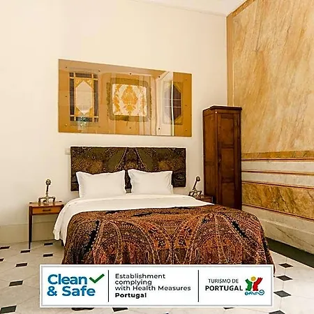 The Independente & Terrace 4*