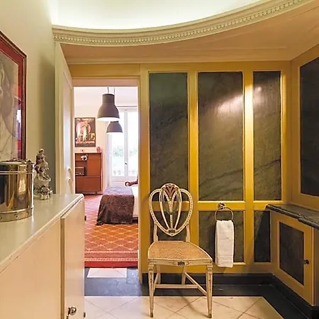 The Independente & Terrace Couette-café 4*