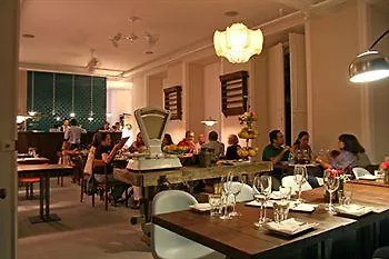 The Independente & Terrace 4*