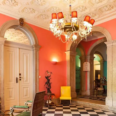 The Independente & Terrace Bed & Breakfast 4*