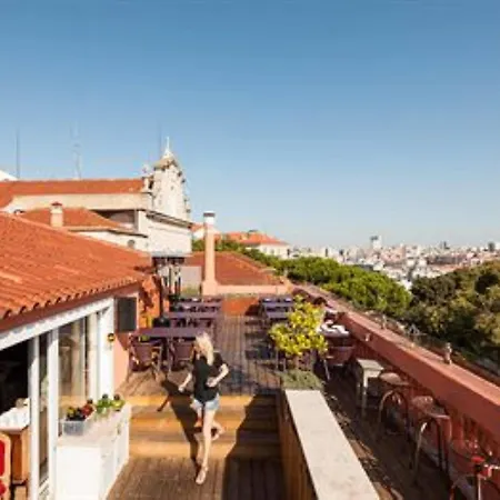 The Independente & Terrace Couette-café